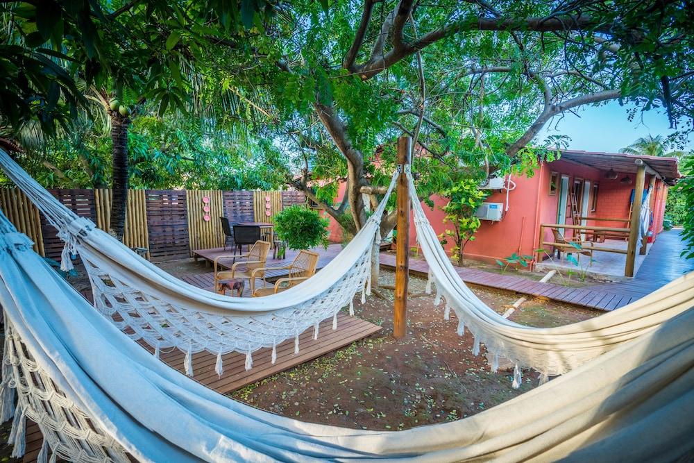 Ecocharme Pousada Pedra Do Mar Фернанду-де-Нороння Екстер'єр фото