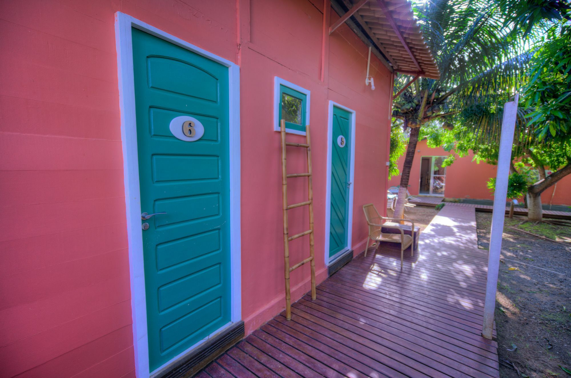 Ecocharme Pousada Pedra Do Mar Фернанду-де-Нороння Екстер'єр фото